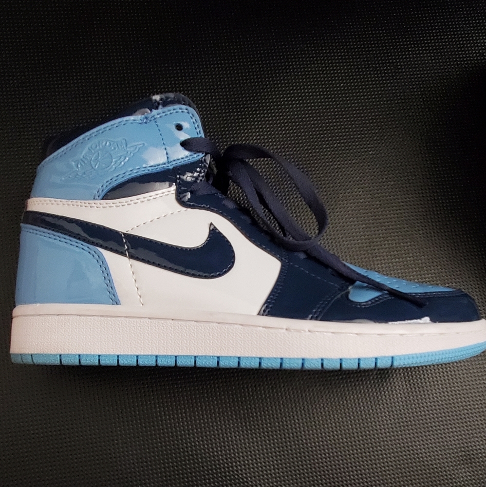 Jordan 1 Retro High UNC Pantent